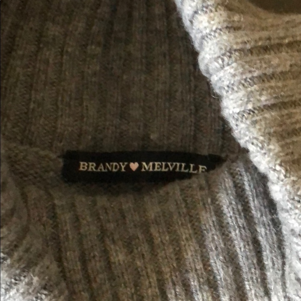 Brandy Melville Sweater